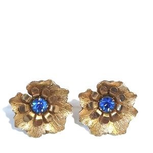 VINTAGE AQUAMARINE CRYSTAL STONE GOLD-TONE FLORAL SCREW-BACK 1" EARRINGS